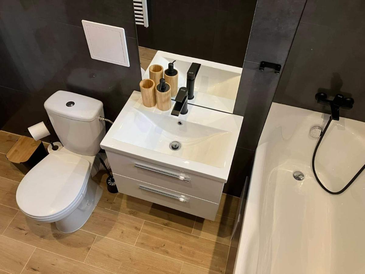 Apartman Nelka V Poprade エクステリア 写真