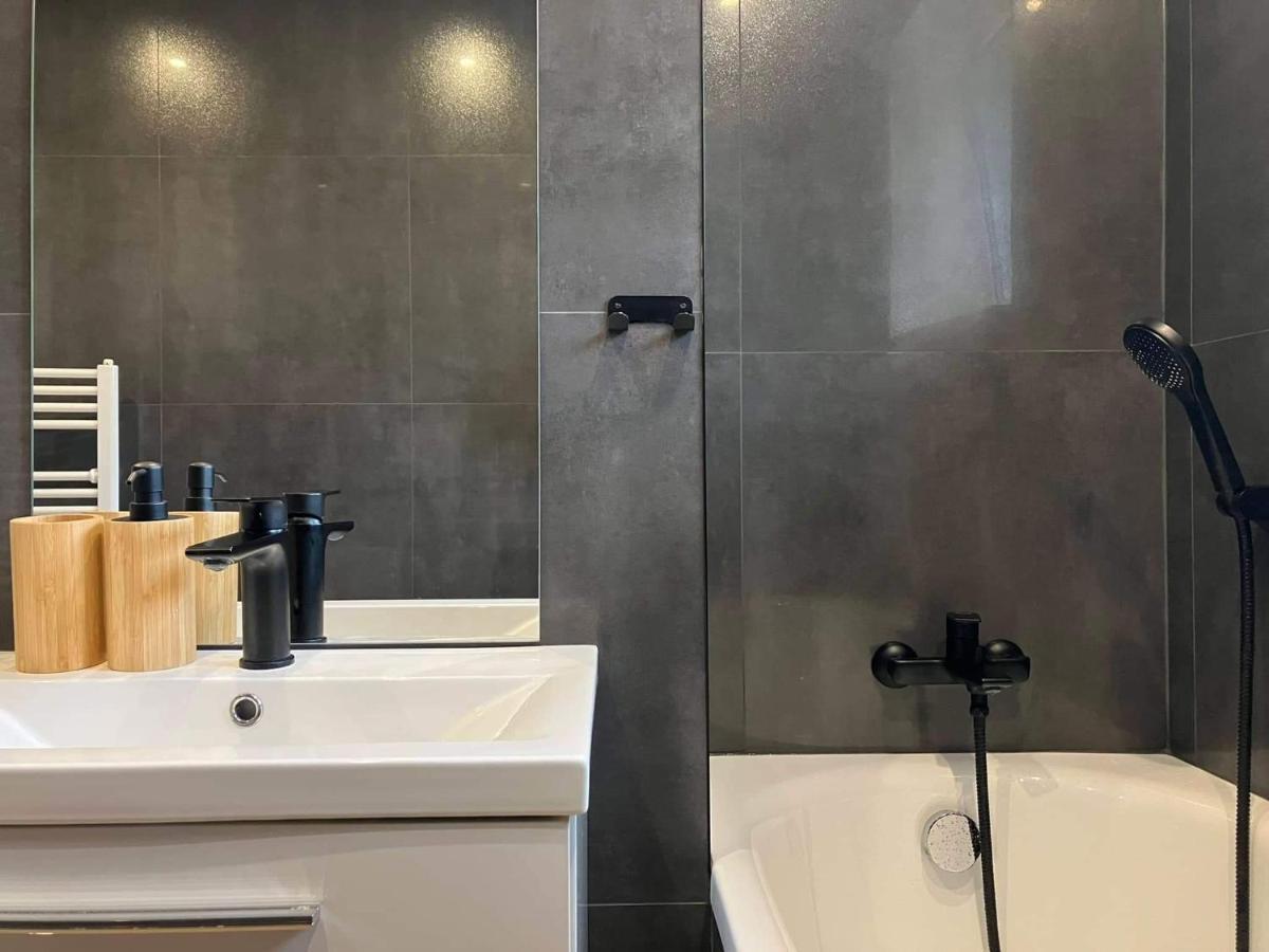 Apartman Nelka V Poprade エクステリア 写真